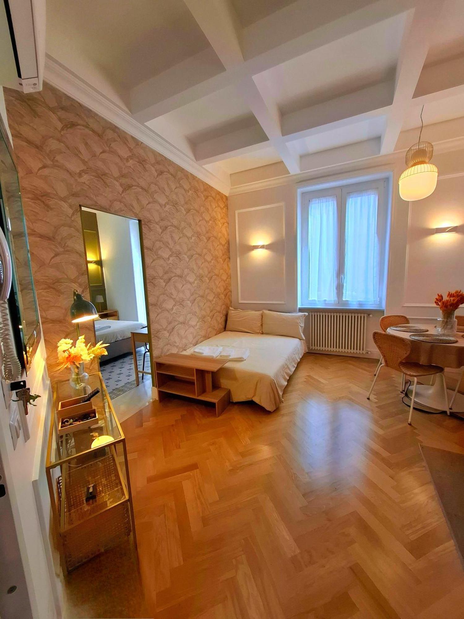 Talismano Luxury Suite & Loft & Alcova & Maison เนเปิลส์ ภายนอก รูปภาพ